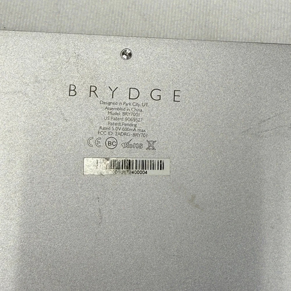 Brydge BRY7001 Wireless Bluetooth Keyboard w Trackpad for iPad Pro 10.5 Silver